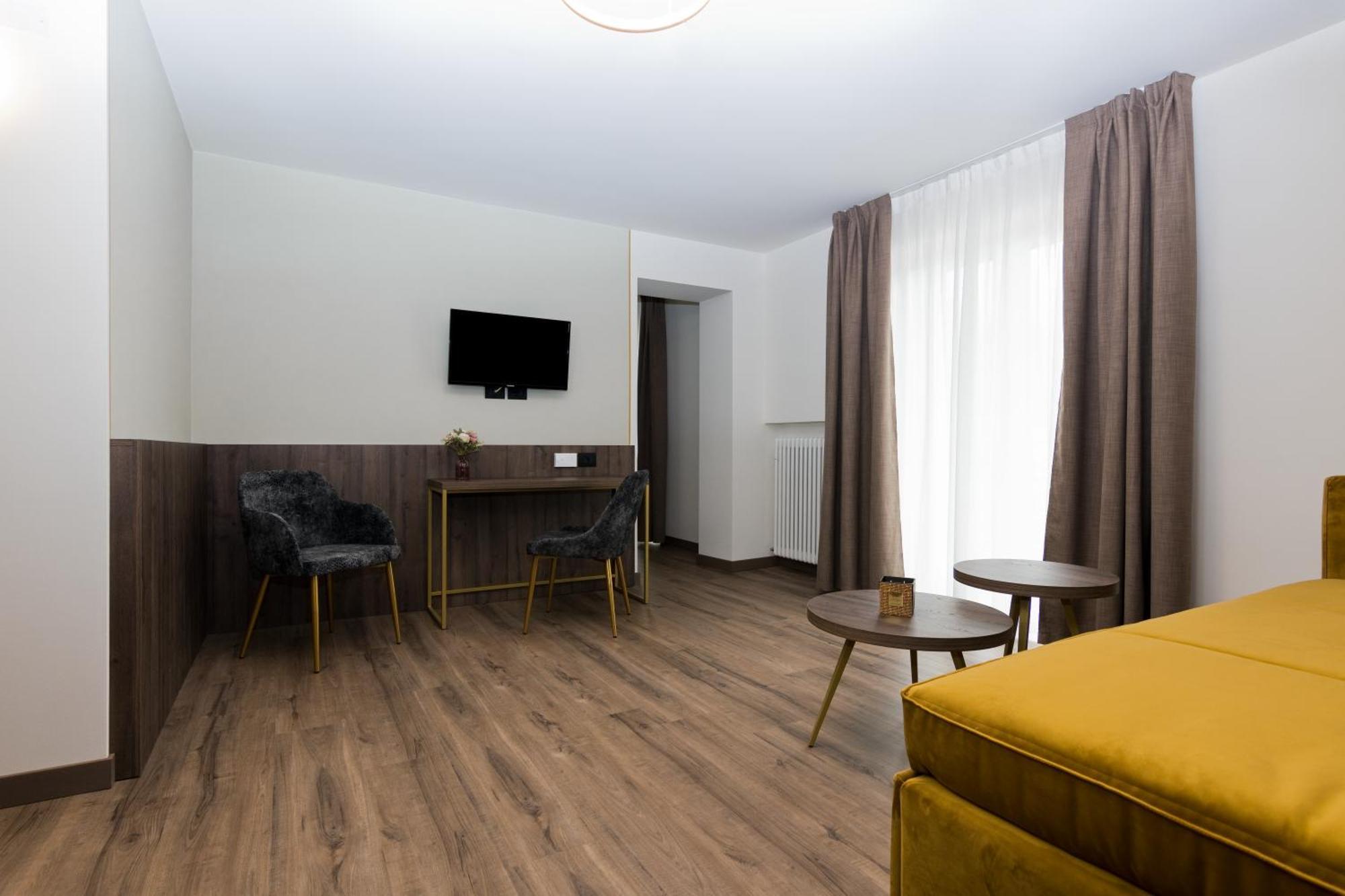 Hotel Sole - Sonne Добиако Екстериор снимка